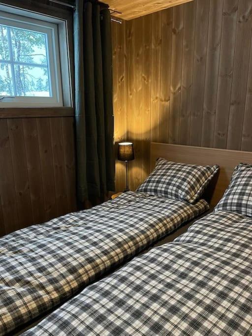 Cosy Cabin Between Lake And Mountain Treungen Zewnętrze zdjęcie