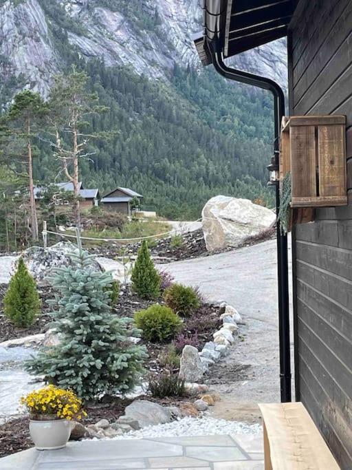 Cosy Cabin Between Lake And Mountain Treungen Zewnętrze zdjęcie